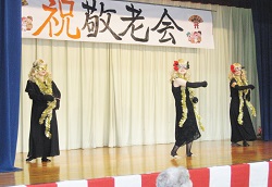 2013敬老会ダンス　婦人会